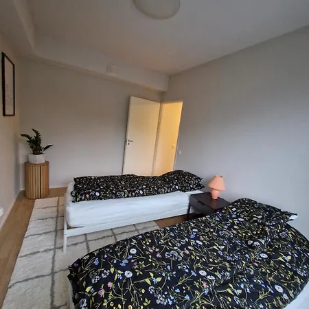 Apartman Cozy Two-bedroom With Sauna